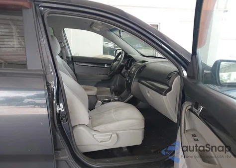 2013 Kia Sorento Lx из США, поврежденный, VIN 5XYKT3A13DG371761